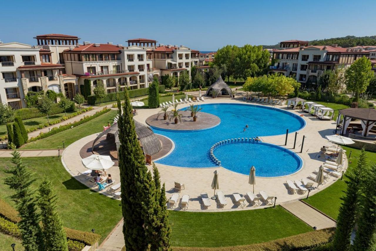 Green Life Beach Resort Apartment Sozopol Exteriör bild
