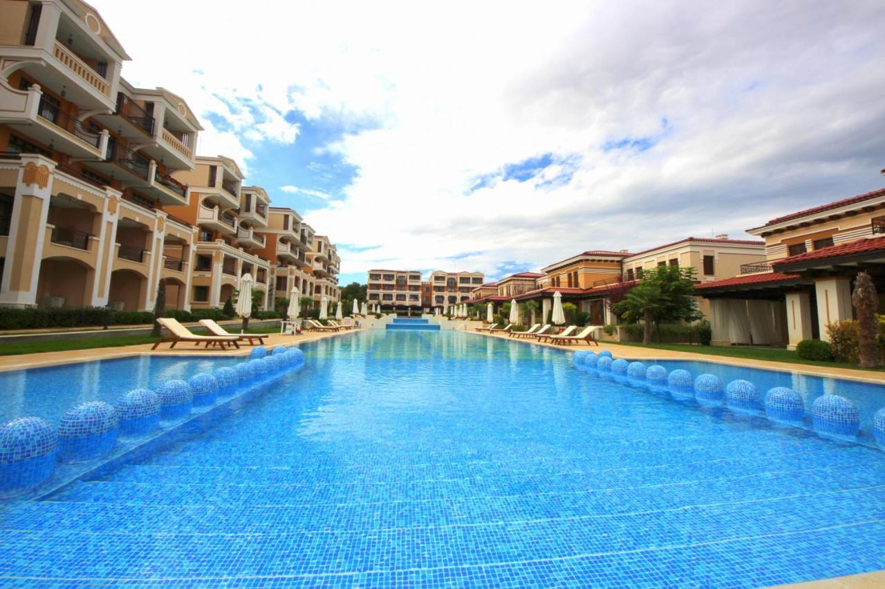 Green Life Beach Resort Apartment Sozopol Exteriör bild