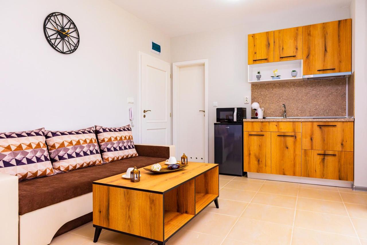Green Life Beach Resort Apartment Sozopol Exteriör bild