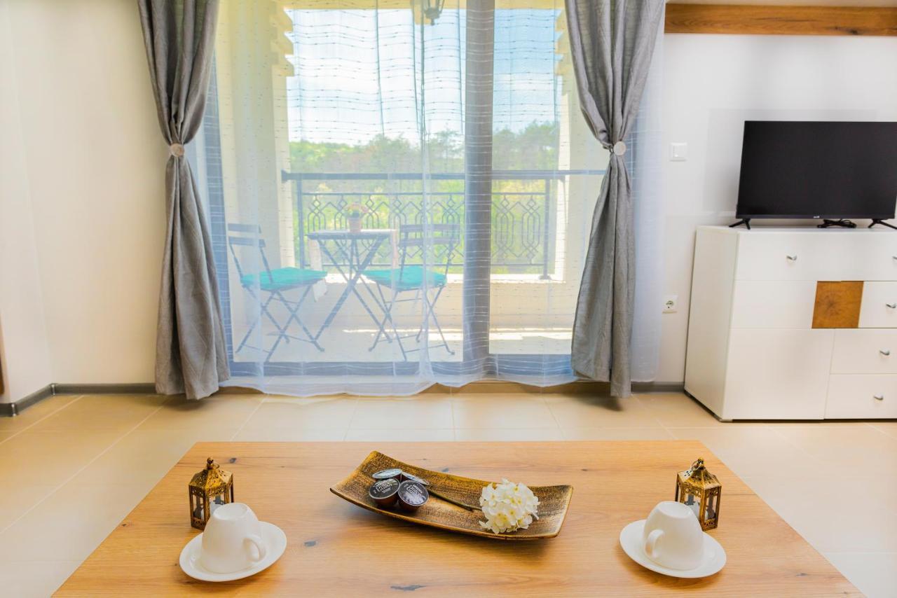 Green Life Beach Resort Apartment Sozopol Exteriör bild